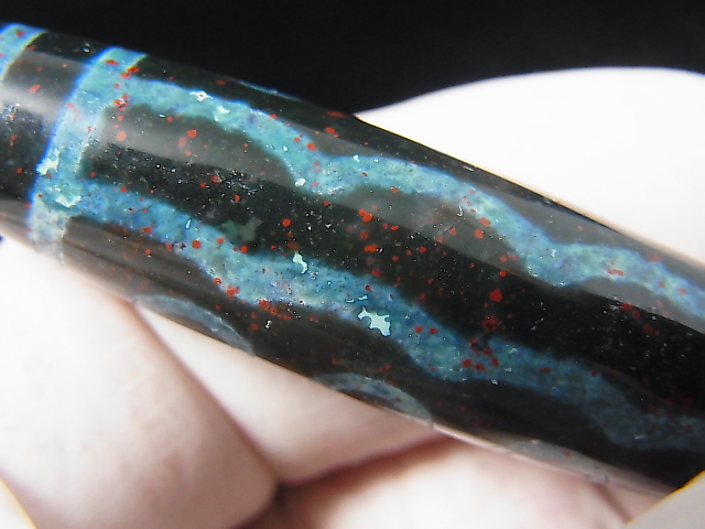 画像: 「七眼」現代天珠（ブラッドストーン仕様） 直径約13×59.5mm