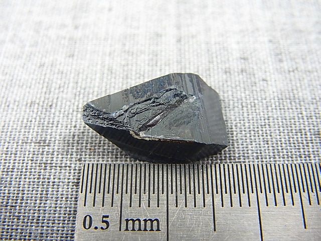 画像: ノルウェー産アナテース原石結晶（レッド＆ブルー透過） 1.8g