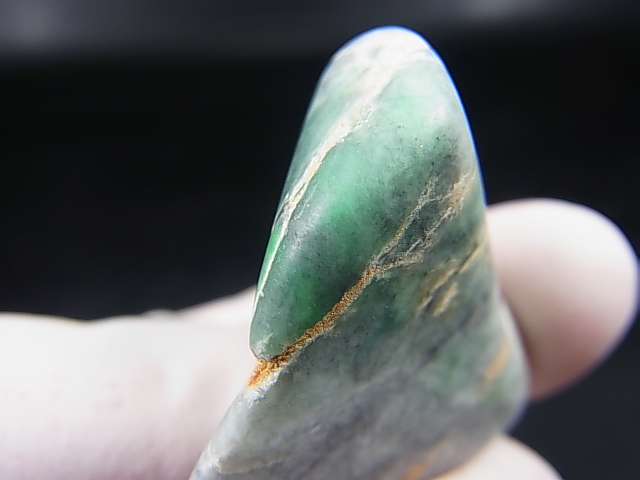 画像: 糸魚川青海川金山谷産グリーンひすい原石 28.0g