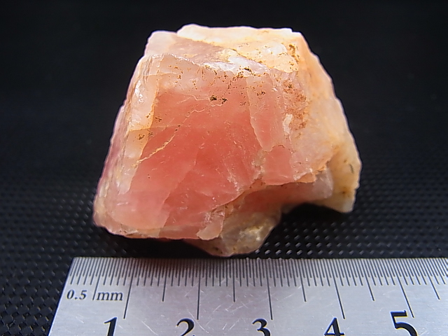 画像: 福島県桜石山産ローズクォーツ（紅石英）原石（ディープカラー） 68.3g