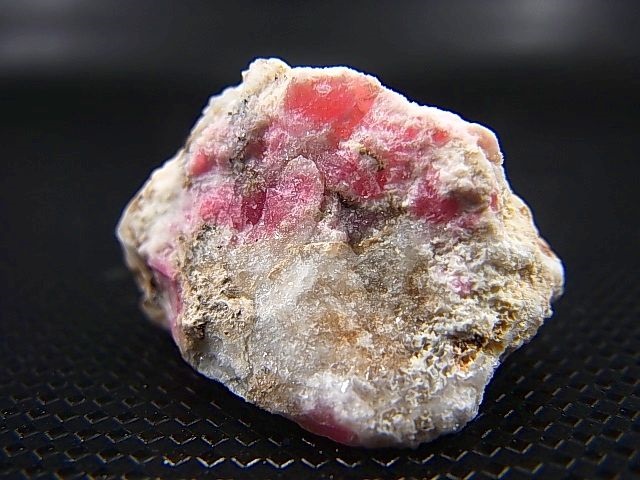 画像: ツグツパイト（タグトゥパイト）原石 11.2g