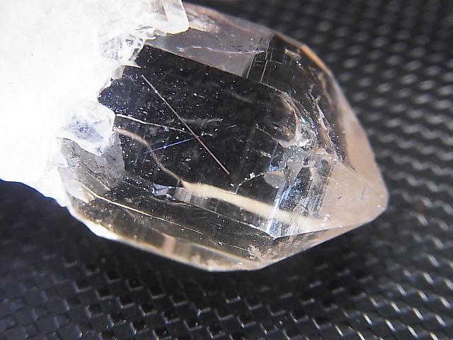 画像: インド・マニハール産ウォータークリアライトスモーキー水晶（ゴールドルチル入り） 15.9g