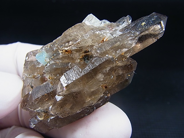 画像2: ベトナム・タインホア産アクアマリン付きスモーキー水晶（ＤＴ多連晶/トパーズ付き） 39.6g