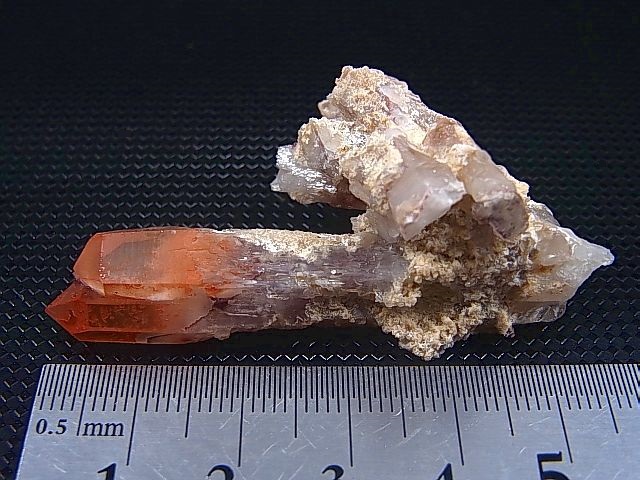 画像: 南アフリカ・オレンジリバー産アナテース付レッドヘマタイト水晶（タントリックツイン） 18.8g