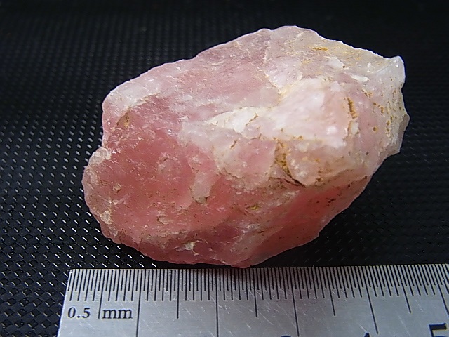 画像: 福島県桜石山産ローズクォーツ（紅石英）原石（ディープカラー） 44.9g