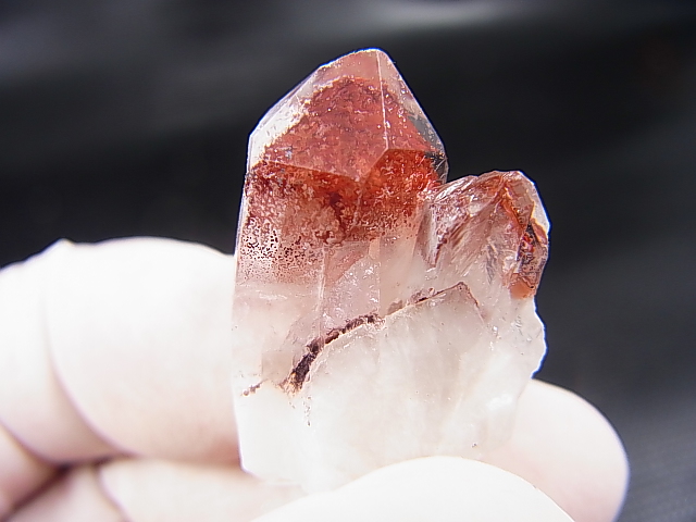 画像: ザンビア産レッドファントム水晶 10.4g