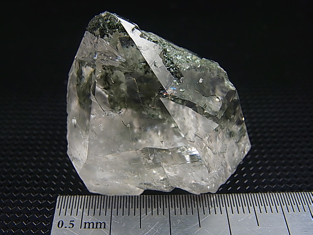 画像: インド・マニハール産ウォータークリアグリーン水晶（マイカ＆クローライト/レインボー入り） 37.4g