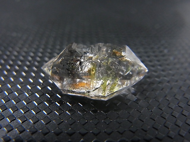 画像: スペイン・アストゥリアス産ペトロリウム水晶 1.2g