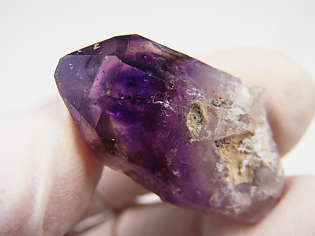 画像: ナミビア産ブランドバーグアメジストポイント 8.9g