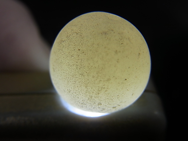 画像: 和田玉（ホータンぎょく）「羊脂白玉」オリジナルビーズ 約15×13.5×13mm