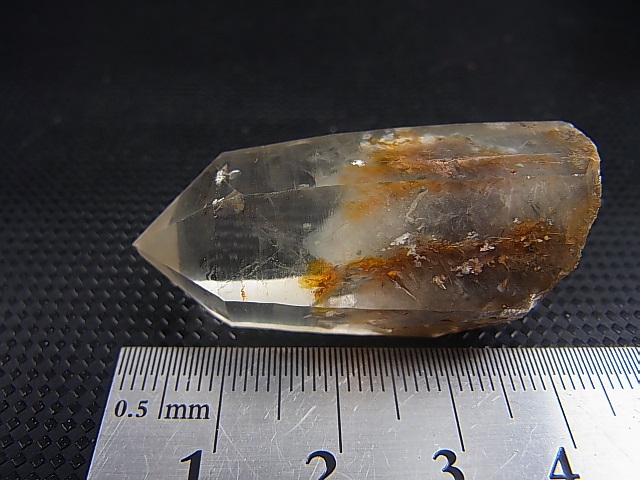 尾平産まりも＆ファントム水晶ポイント 19.6g - パーフェクト