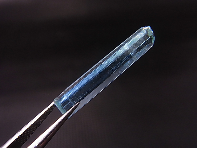 画像2: ジェムグレード宝石需要品質：ベトナム産アクアマリン柱状結晶原石 4.0カラット