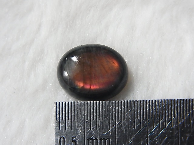 画像: フィンランド産スペクトロライト・ルース（ヴィオラ） 4.6カラット