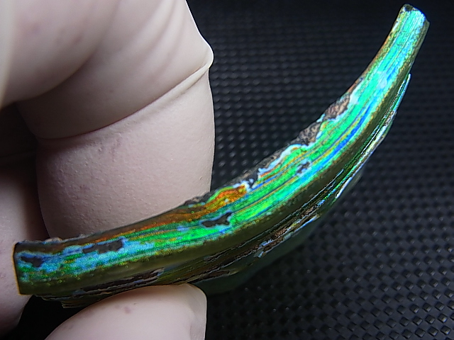 画像: アフガニスタン産スーパーイリデッセンス・ローマングラス（オレンジグリーン） 7.1g