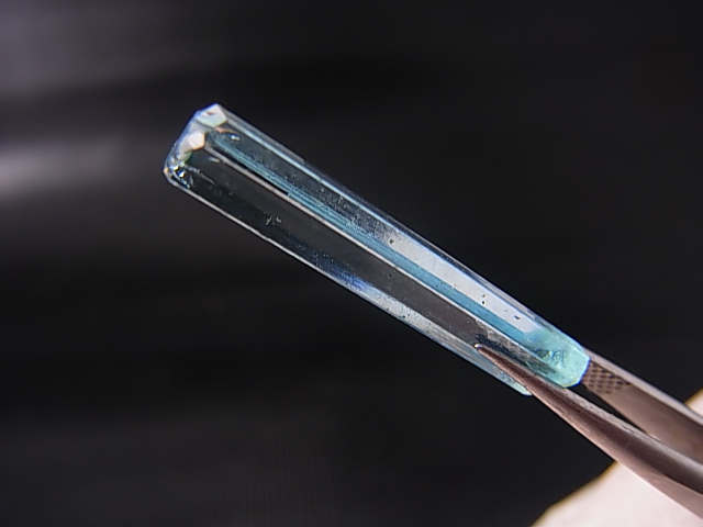 画像: ジェムグレード宝石需要品質：ベトナム産アクアマリン柱状結晶原石 4.4カラット