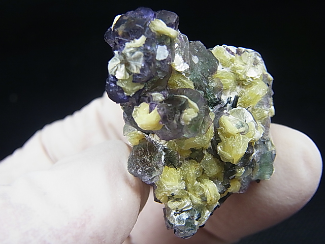 画像1: ナミビア・エロンゴ産フローライト＆ショール＆モスコバイト原石 19.5g