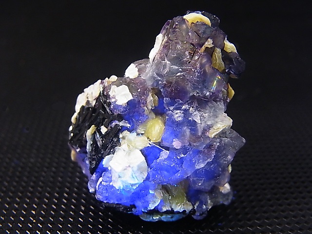 画像2: ナミビア・エロンゴ産フローライト＆ショール＆モスコバイト原石 19.5g