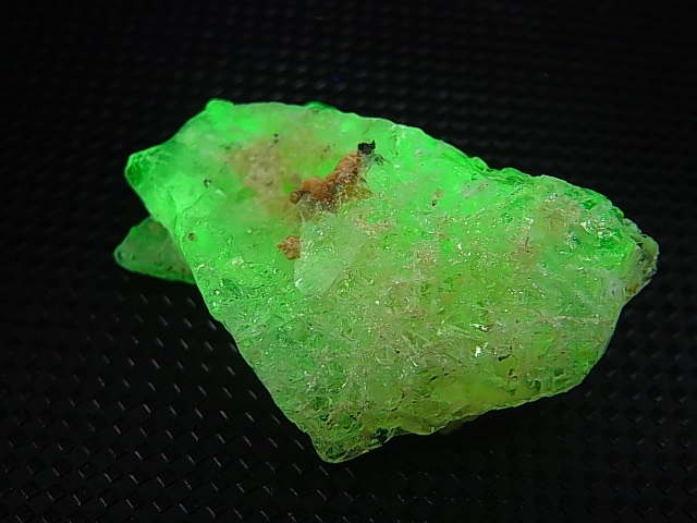 画像: ナミビア・エロンゴ産強蛍光ハイアライト（玉滴石オパール）原石 7.5g