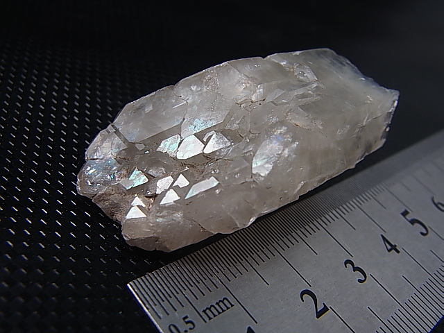 画像: スウェーデン産レインボークォーツ 25.0g