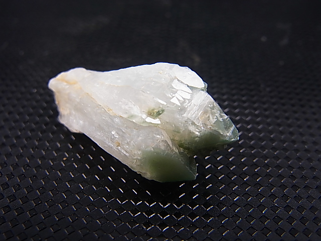 画像: 荒川鉱山産緑水晶  5.0g