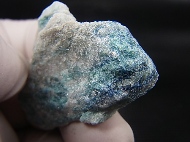 画像: スウェーデン産トロレアイト（トロール石）原石 28.2g