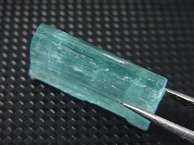 画像: ロシア・ザバイカル産アクアマリン柱状結晶原石 13.2カラット