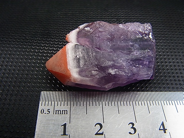 画像: ドイツ・ザクセン州産レッドキャップアメジスト原石 18.1g