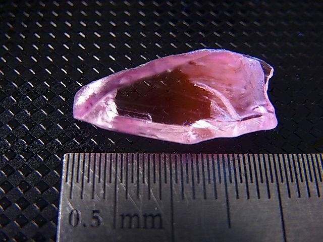 画像: ジュエリー品質：アフガニスタン産クンツアイト原石 1.6g
