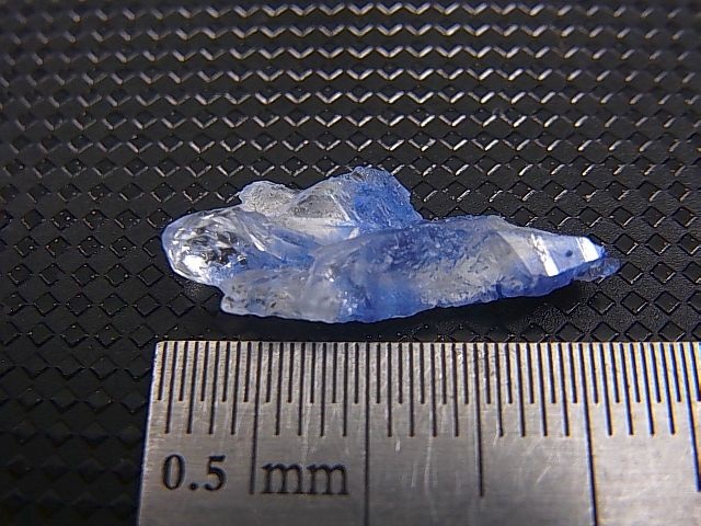 画像: デュモルチェライトインクオーツ（錐面結晶付き） 0.6g