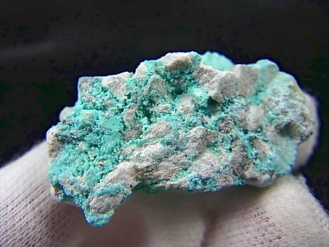 画像2: イラン産ターコイズ原石（天然トルコ石/含浸無し） 13.1g