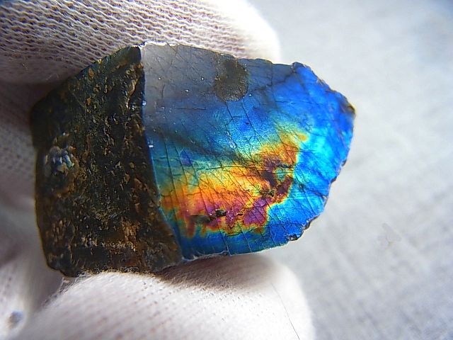 画像: フィンランド・ユレマー産スペクトロライト（ブルーマトリクス）原石ブロック（2面研磨） 30.7g