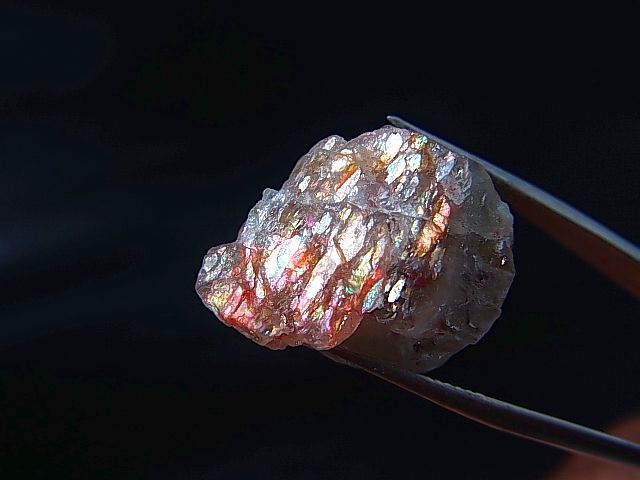 画像: タンザニア産サンストーン原石 21.5カラット