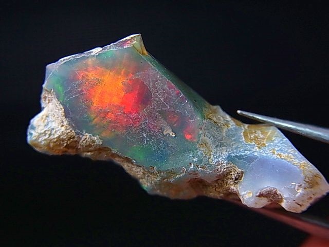 画像: エチオピアンオパール原石 12.8カラット