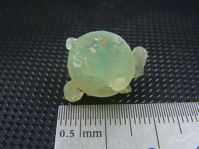 画像: マリ共和国産エピドート入り球状プレナイト原石 4.4g