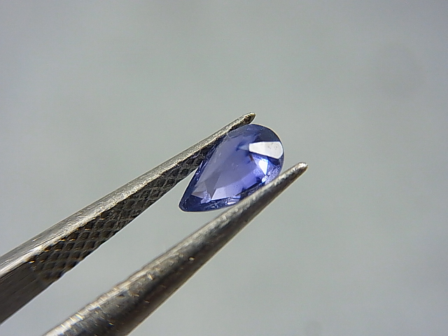 画像: ベトナムLuc Yen産サファイア・ルース（ペアシェイプ） 0.3カラット