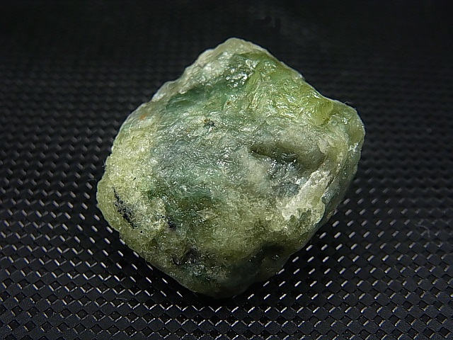 画像: ノルウェー産ペリドット（オリビン）原石 19.6g