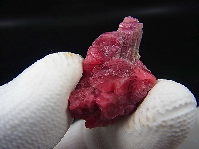 画像: ブラジル産ヴィヴィッドレッドロードナイト原石 6.0g