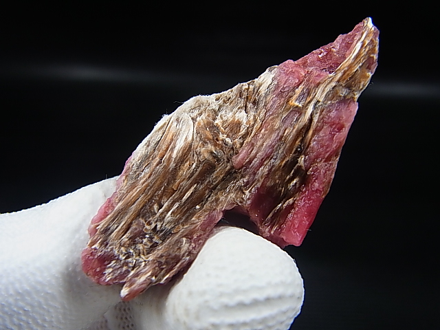 画像2: ブラジル産ヴィヴィッドレッドロードナイト原石 15.8g