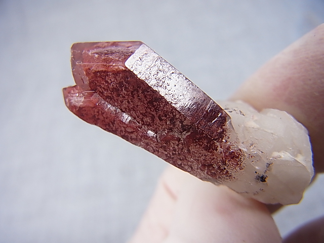 画像: ザンビア産レッドファントム水晶 10.6g