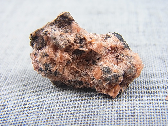 画像: ドイツ・黒い森産コバルトコリトニジャイト原石 4.8g