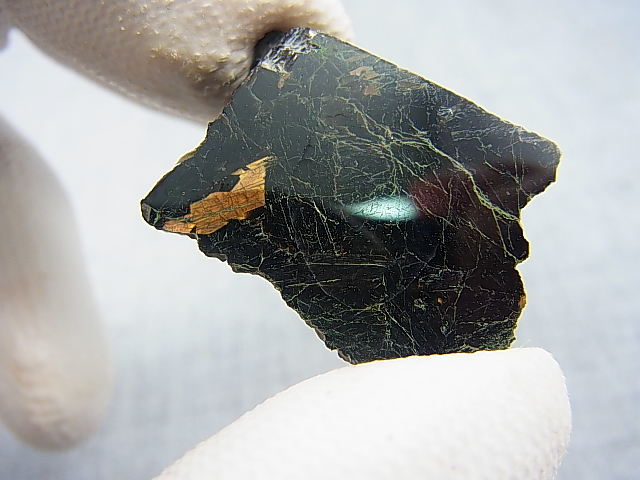 画像: グリーンランド産ヌーマイト研磨スライス 9.3g