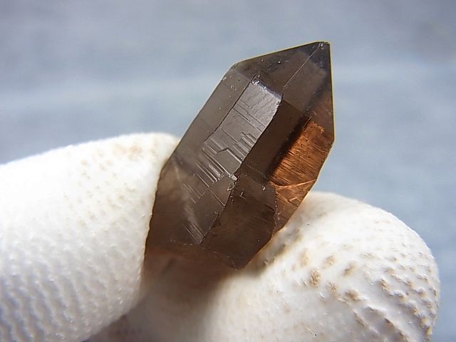 画像: ベトナム・タインホア産スモーキー水晶ポイント（ブラックトルマリン付き） 2点セット トータル 8.7g