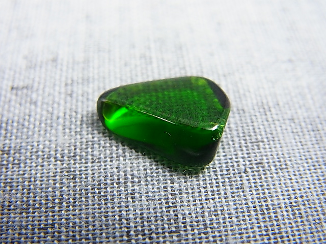 画像: ロシア・ウラル産クロムダイオプサイド・ルース 3.4カラット