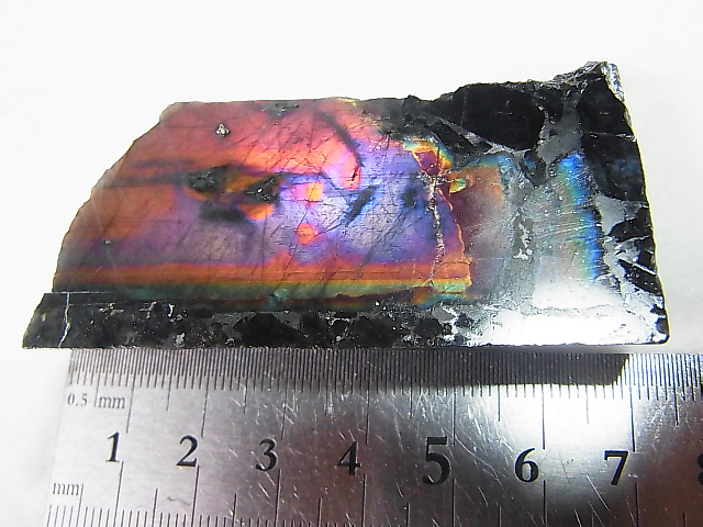 画像: フィンランド・ユレマー産スペクトロライト（パープルヴィオラミックス＆シルバー）原石ブロック（2面研磨） 87.8g