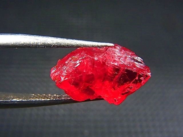 画像: ジェム品質：ブラジル産ヴィヴィッドレッドロードナイト結晶 5.2カラット