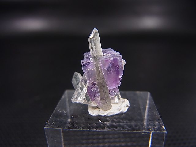 sae　フローライトセット ドイツ・ザクセン州産フローライト付き水晶ポイント 0.9g