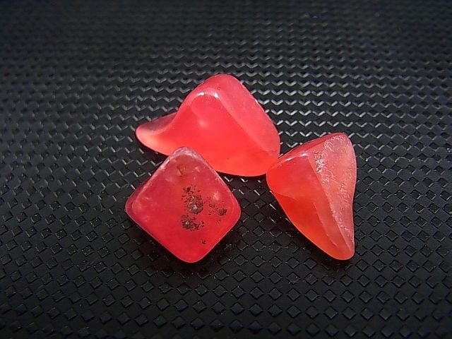 画像: アルゼンチン産クリアロードクロサイト（SA）研磨原石 3点セット トータル 4.7g