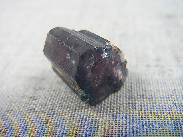 画像: アフガニスタン産バイカラートルマリン柱状結晶（ライトグリーン/ライトピンク） 17.9カラット