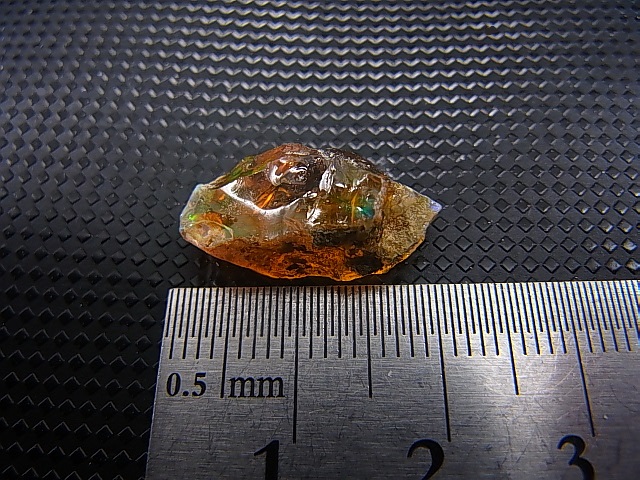 画像: エチオピアンオパール原石 6.6カラット