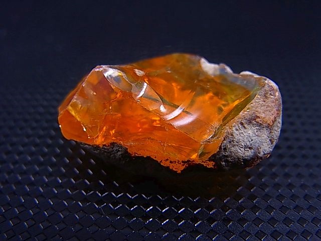 画像: エチオピアンオパール原石 23.7カラット